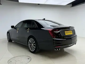 2022 Cadillac CT6 с пробегом 26 200 км