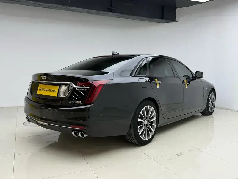 2022 Cadillac CT6 с пробегом 26 200 км