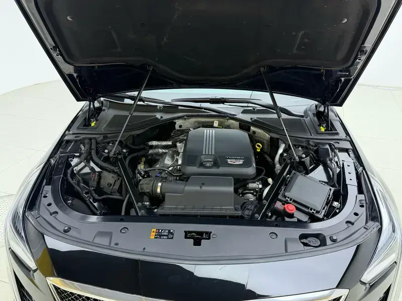 2022 Cadillac CT6 с пробегом 26 200 км