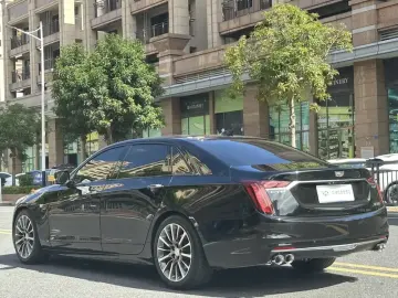 2020 Cadillac CT6 с пробегом 90 000 км