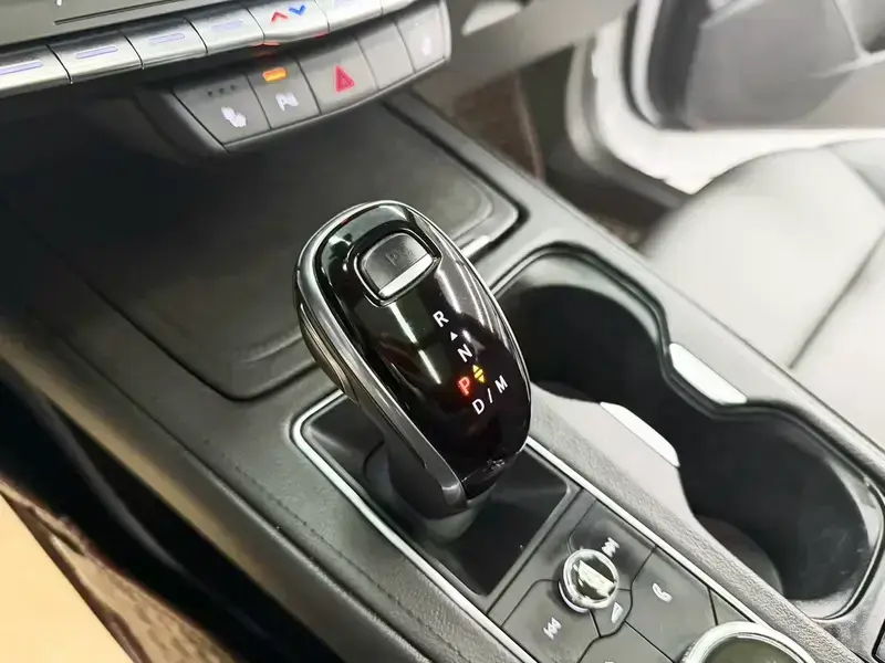 2021 Cadillac XT4 с пробегом 40 000 км