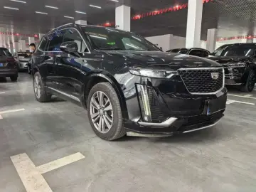 2021 Cadillac XT6 с пробегом 158 000 км