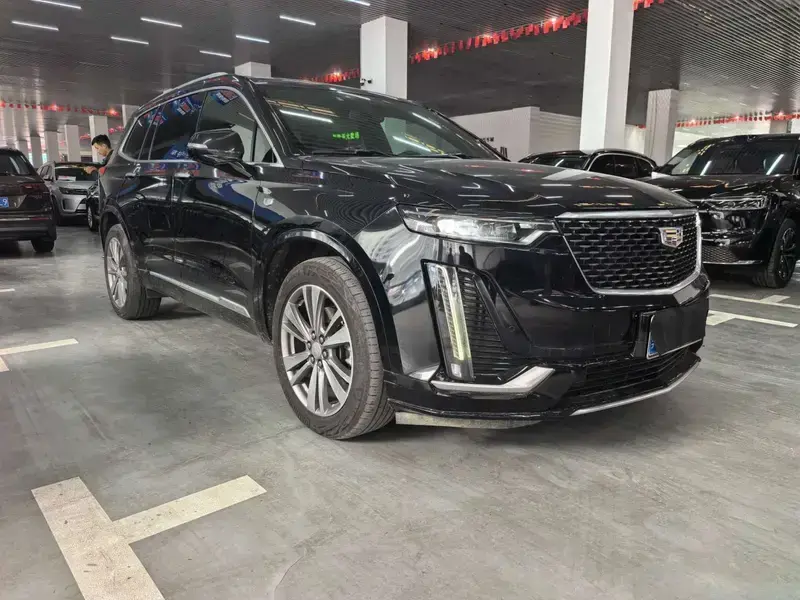2021 Cadillac XT6 с пробегом 158 000 км