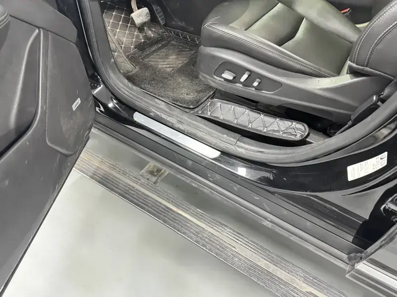 2022 Cadillac XT6 с пробегом 58 000 км