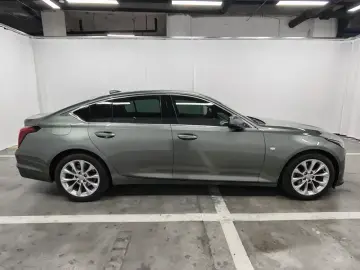 2023 Cadillac CT5 с пробегом 36 600 км