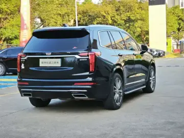 2022 Cadillac XT6 с пробегом 95 000 км
