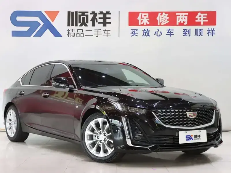 2023 Cadillac CT5 с пробегом 49 900 км