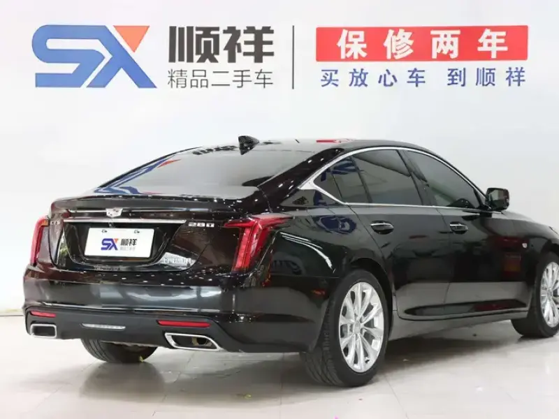2023 Cadillac CT5 с пробегом 49 900 км