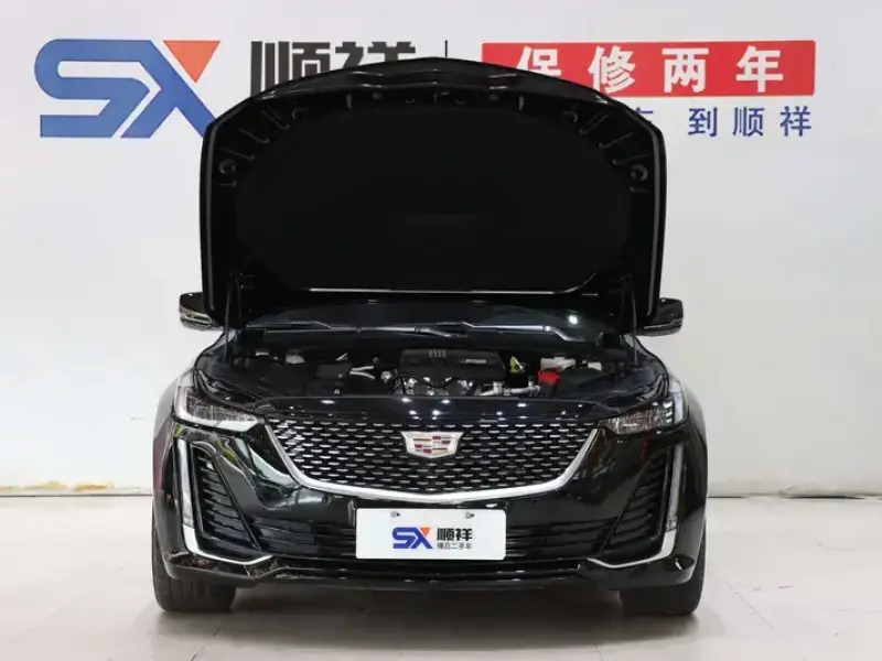 2023 Cadillac CT5 с пробегом 49 900 км