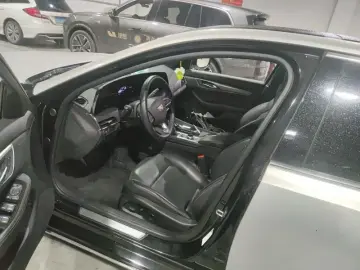 2024 Cadillac CT5 с пробегом 47 000 км