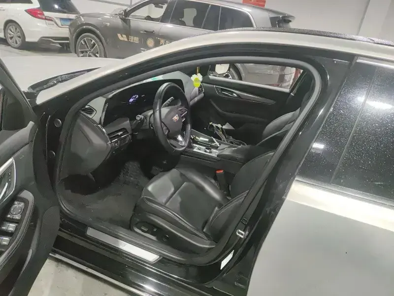 2024 Cadillac CT5 с пробегом 47 000 км