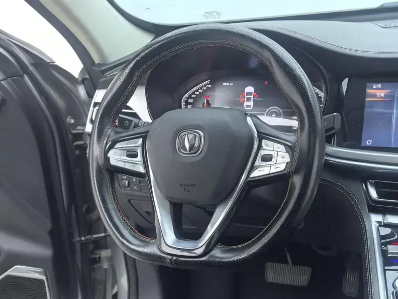 2019 Changan CS85 с пробегом 106 900 км
