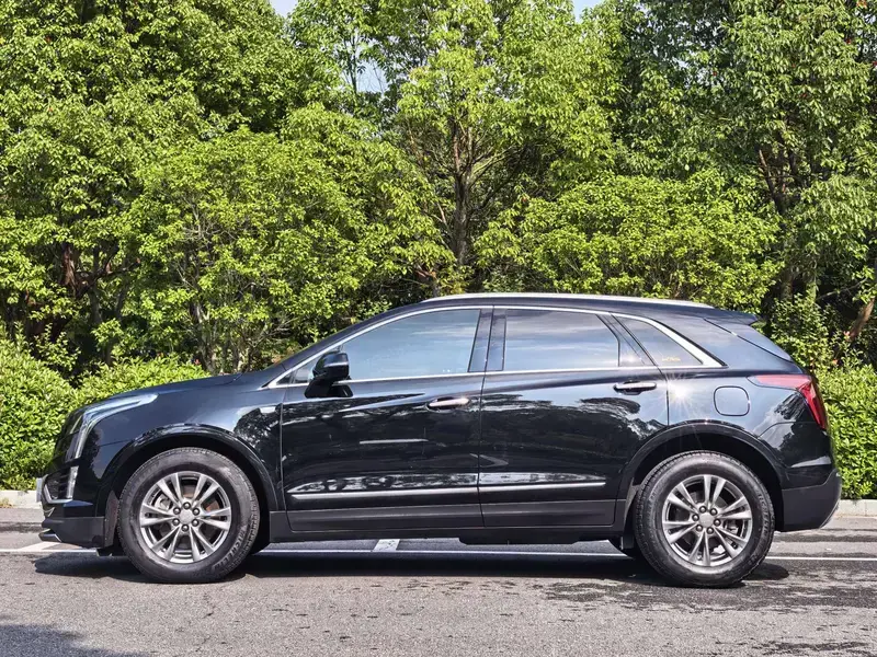 2020 Cadillac XT5 с пробегом 90 000 км