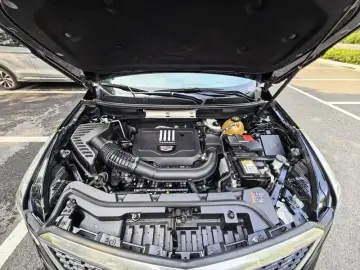 2020 Cadillac XT5 с пробегом 90 000 км