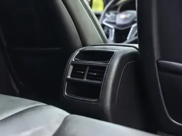 2020 Cadillac XT5 с пробегом 90 000 км