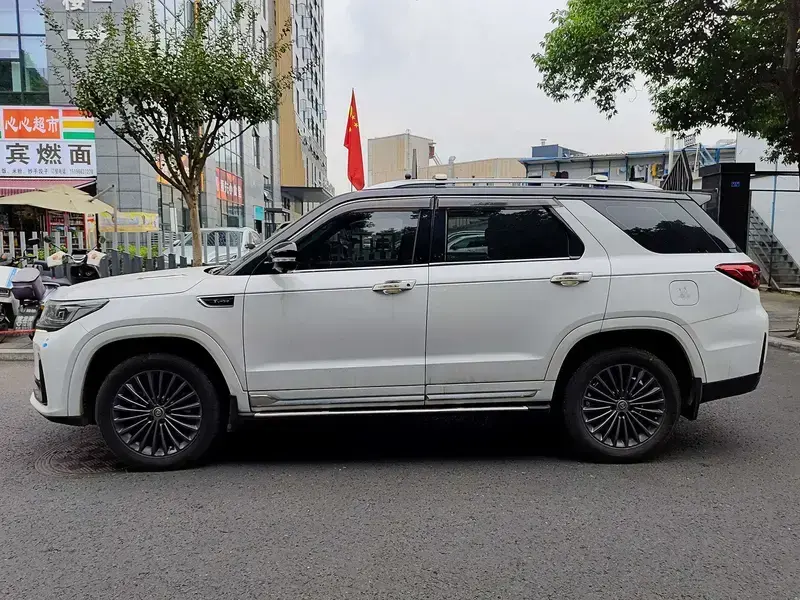 2019 Changan CS95 с пробегом 52 000 км