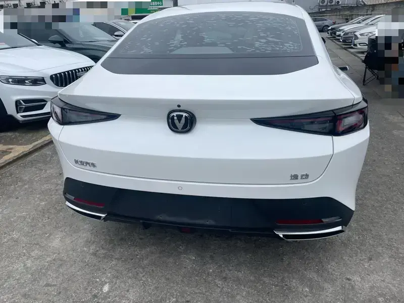 2023 Changan Yida с пробегом 18 000 км