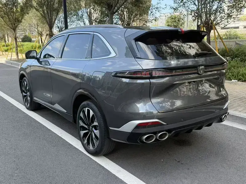 2025 Changan CS75 Plus с пробегом 7 600 км