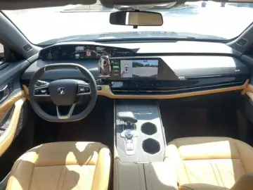 2024 Changan UNI-K с пробегом 16 800 км