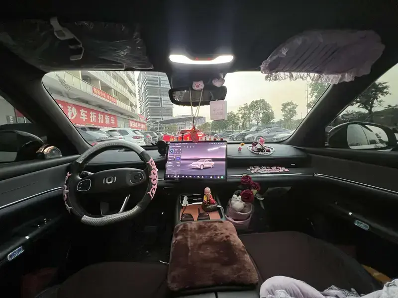 2025 Changan Qiyuan Q07 с пробегом 4 000 км