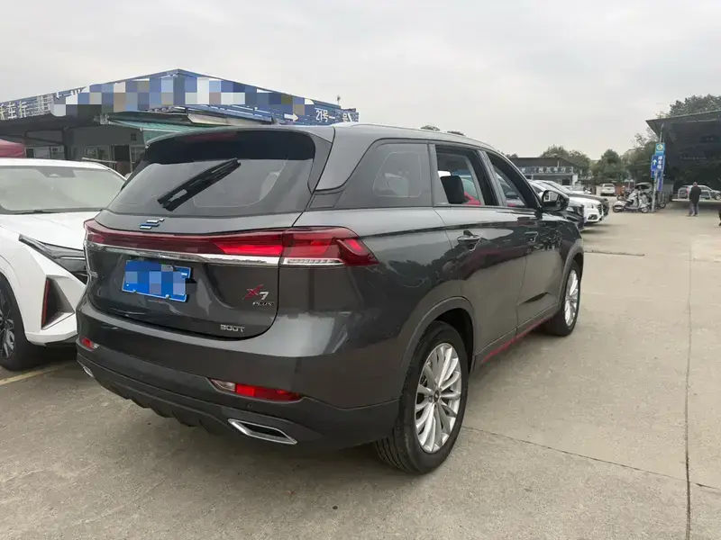 2022 Oshan X7 Plus с пробегом 17 000 км