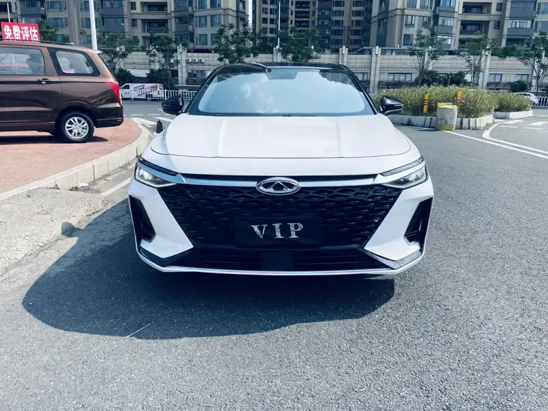 2024 Chery Arrizo 8 с пробегом 16 000 км