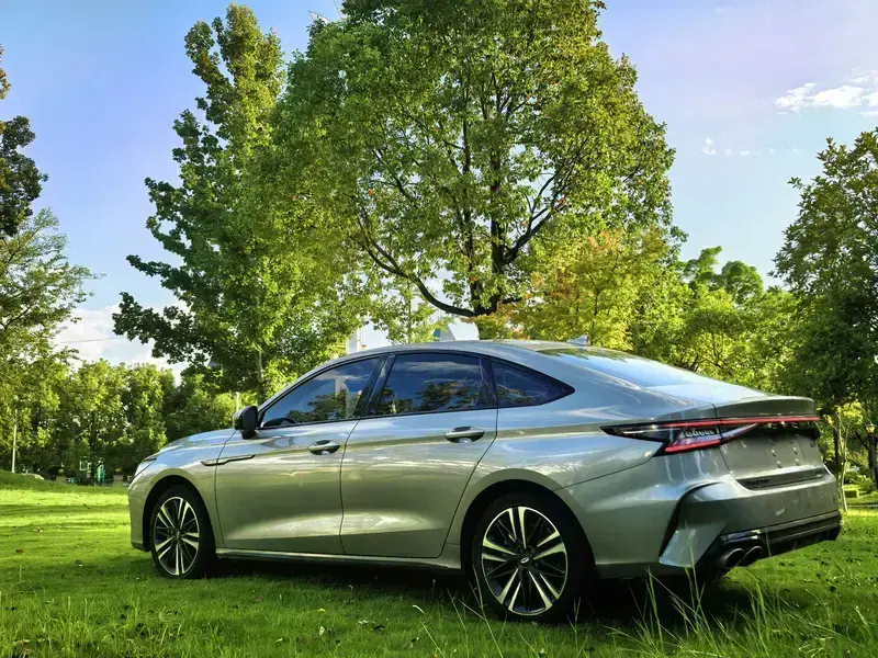 2023 Chery Arrizo 8 с пробегом 10 000 км