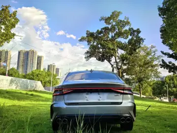 2023 Chery Arrizo 8 с пробегом 10 000 км