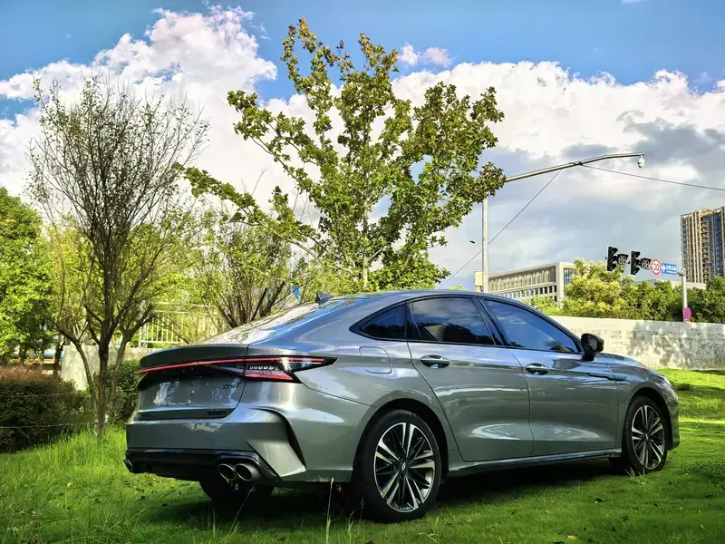 2023 Chery Arrizo 8 с пробегом 10 000 км