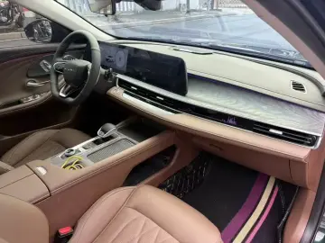2023 Chery Arrizo 8 с пробегом 45 000 км