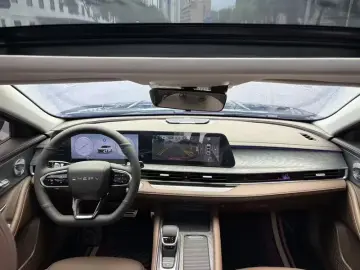 2023 Chery Arrizo 8 с пробегом 45 000 км