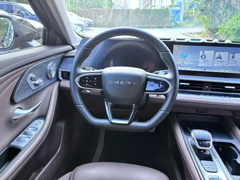2024 Chery Arrizo 8 Pro с пробегом 23 000 км