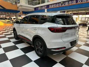 2023 Chery Tiggo 7 с пробегом 16 000 км