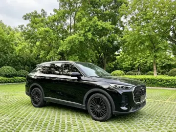 2024 Chery Tiggo 8L с пробегом 5 000 км