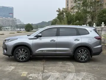 2024 Chery Tiggo 8 Pro с пробегом 23 000 км