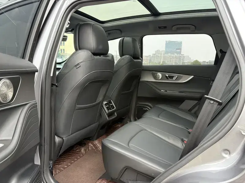 2024 Chery Tiggo 8 Pro с пробегом 23 000 км