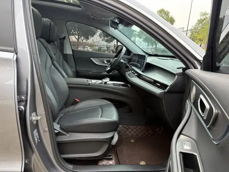 2024 Chery Tiggo 8 Pro с пробегом 23 000 км
