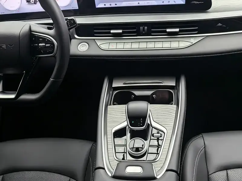 2025 Chery Tiggo 8 Pro с пробегом 41 000 км