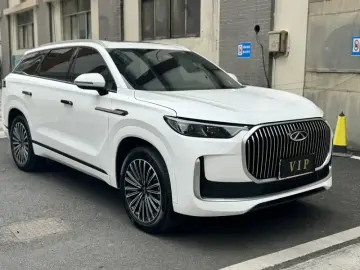2025 Chery Tiggo 9 с пробегом 12 000 км