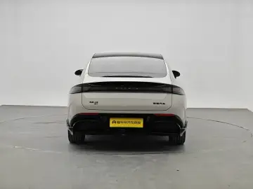 2026 Chery Fulwin A9 с пробегом 4 200 км