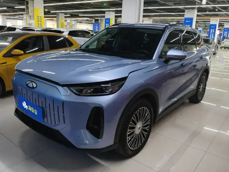 2024 Chery Fulwin T9 с пробегом 22 000 км