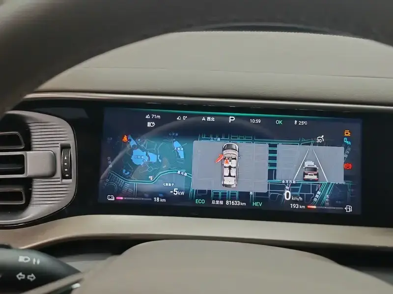 2022 Denza D9 с пробегом 81 000 км