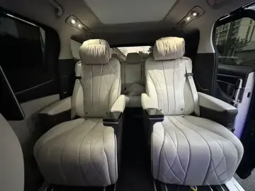 2024 Denza D9 с пробегом 60 000 км