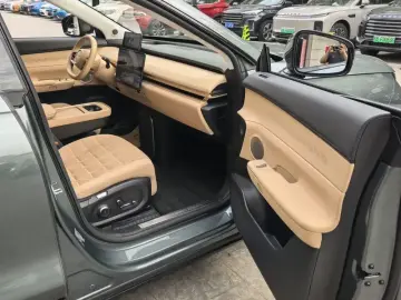 2024 Exeed Exlantix ET с пробегом 23 000 км