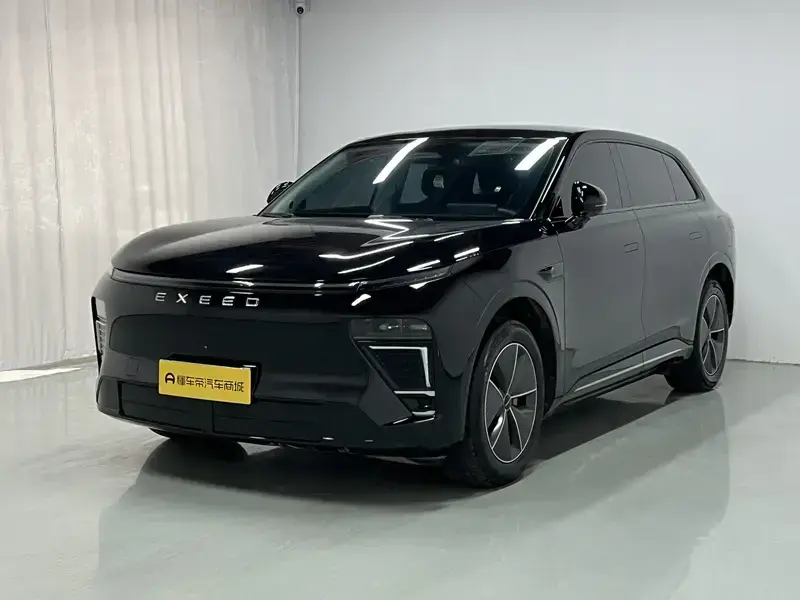 2024 Exeed Exlantix ET с пробегом 48 900 км