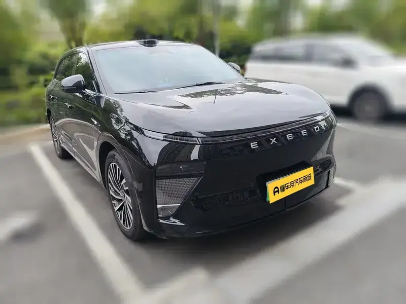 2024 Exeed Exlantix ET с пробегом 24 000 км