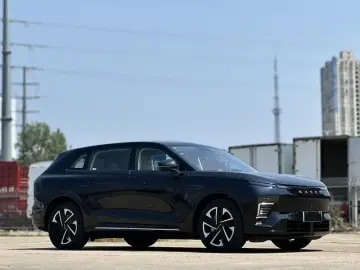2024 Exeed Exlantix ET с пробегом 30 000 км