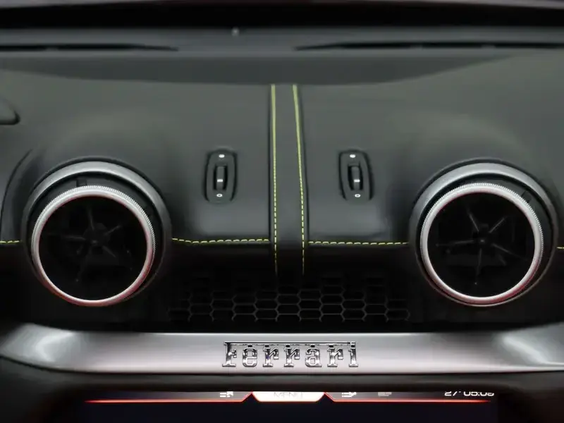 2021 Ferrari Portofino с пробегом 17 000 км