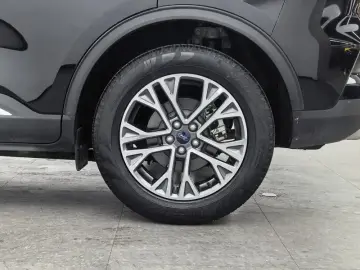 2020 Ford Escape с пробегом 36 700 км