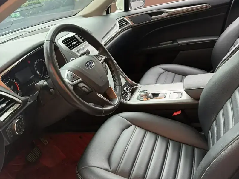 2020 Ford Mondeo с пробегом 37 000 км